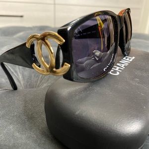 CHANEL Black and Gold Sunglasses